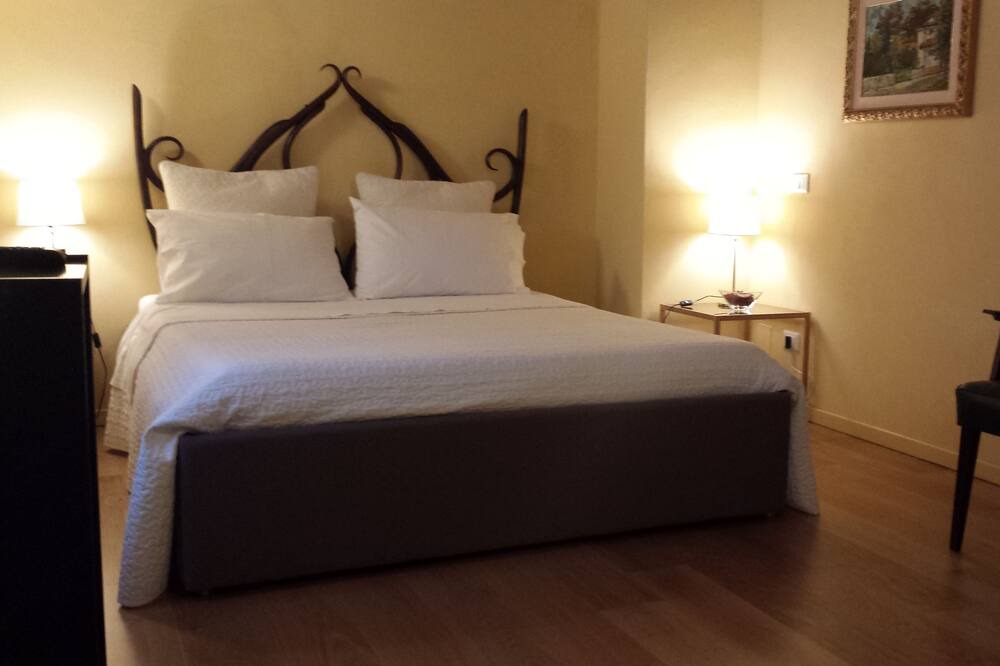 Photo of Bedroom in Voghenza
