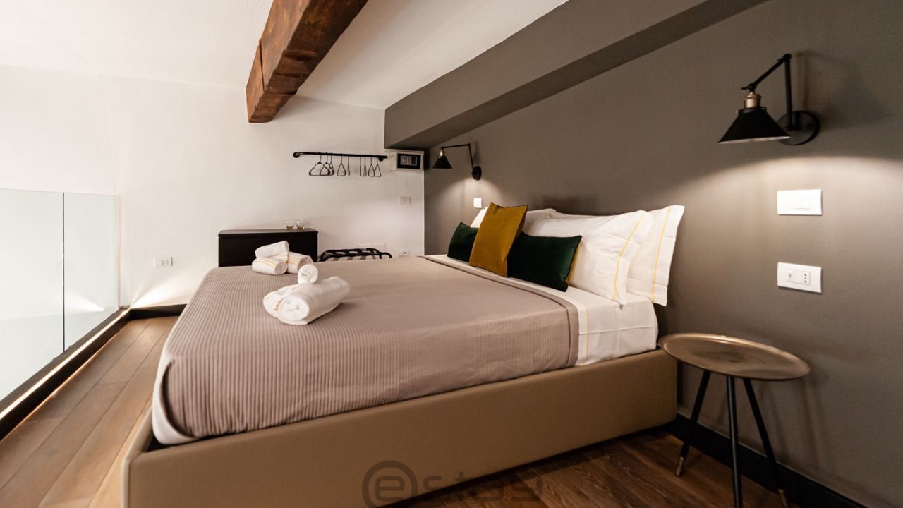 Photo of Bedroom in Historic Castle District