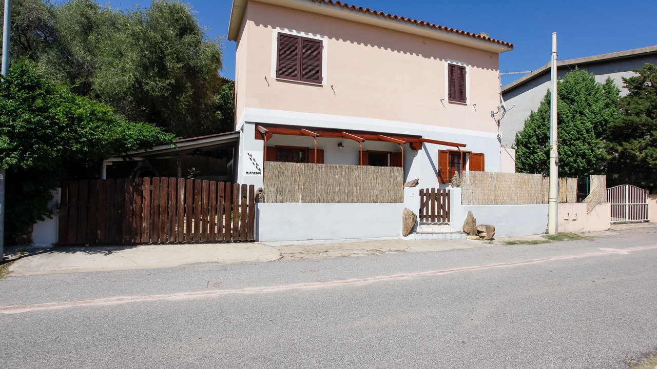 Photo of Outdoor in Agrustos