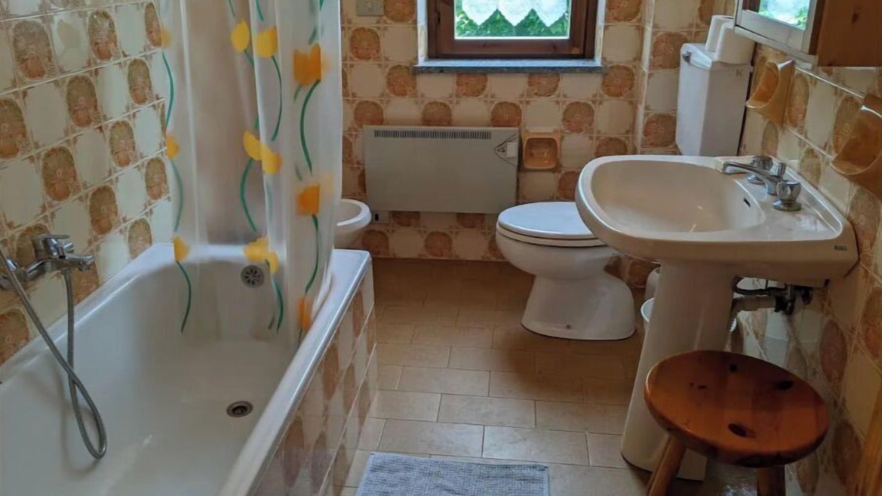 Photo of Bathroom in Mongnod
