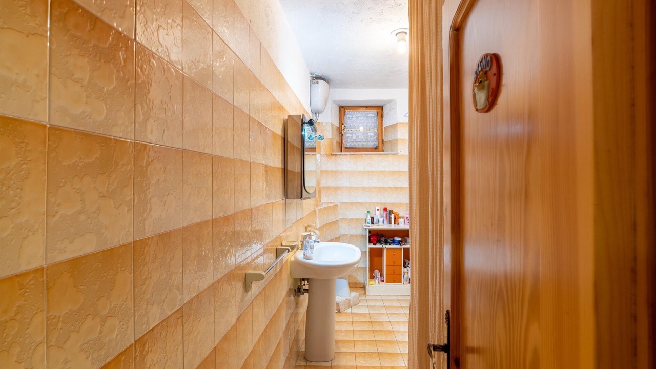 Photo of Bathroom in Polino