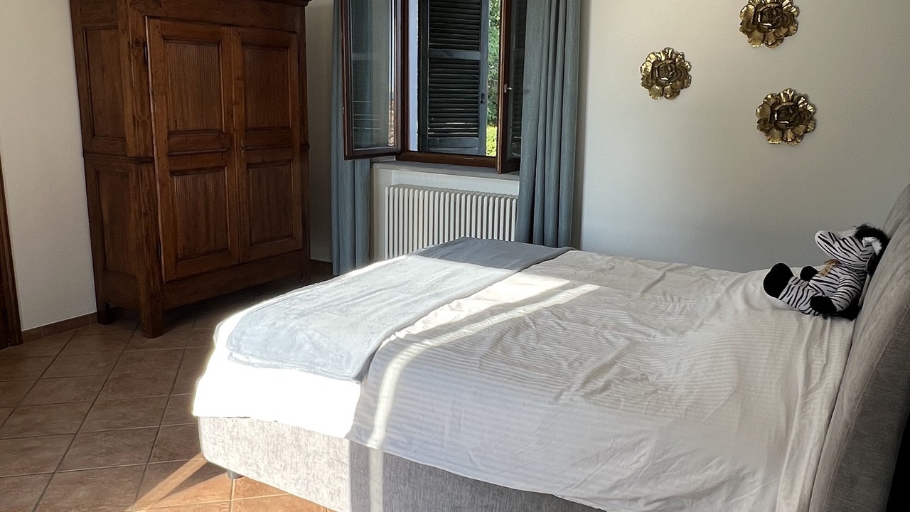 Photo of Bedroom in Santo Stefano Belbo