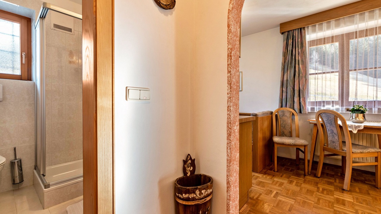 Photo of Bathroom in Albions