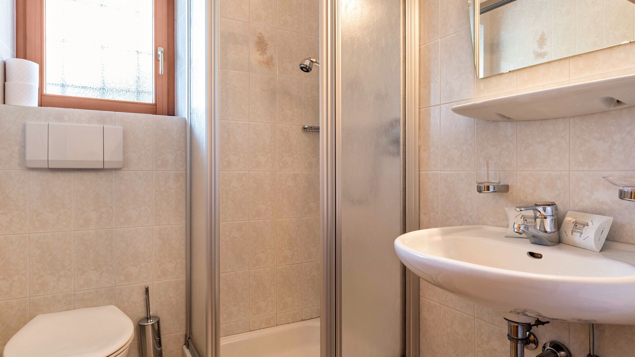 Photo of Bathroom in Albions