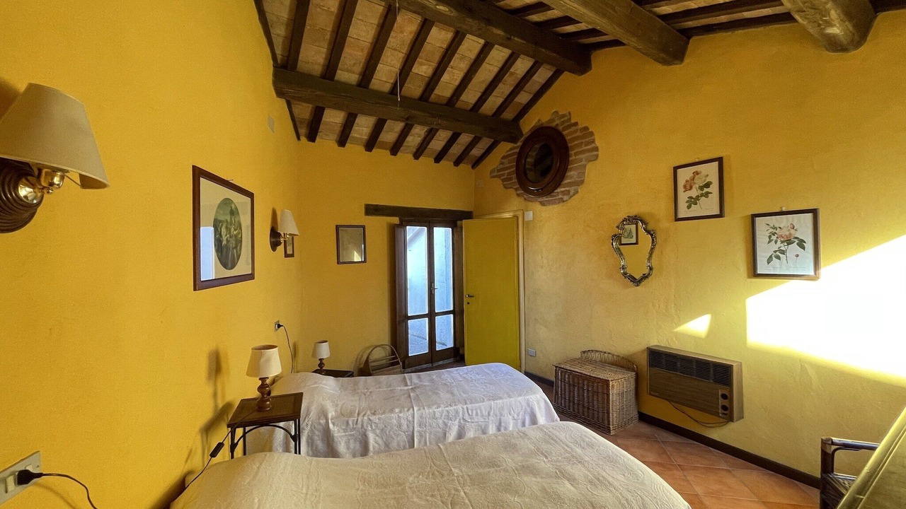 Photo of Others in Amandola