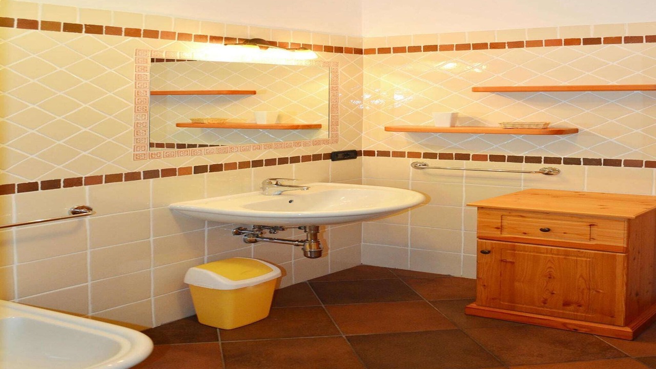 Photo of Bathroom in Pellizzano