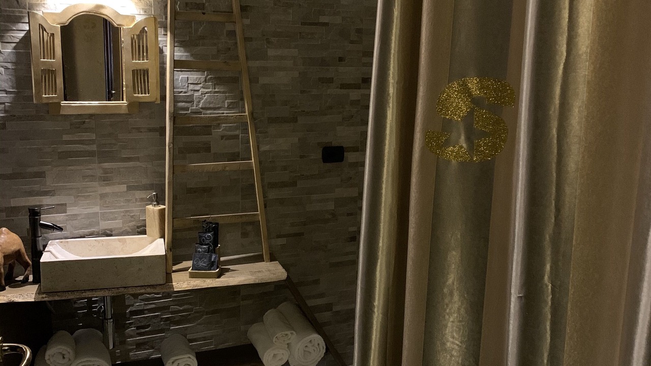 Photo of Bathroom in Front