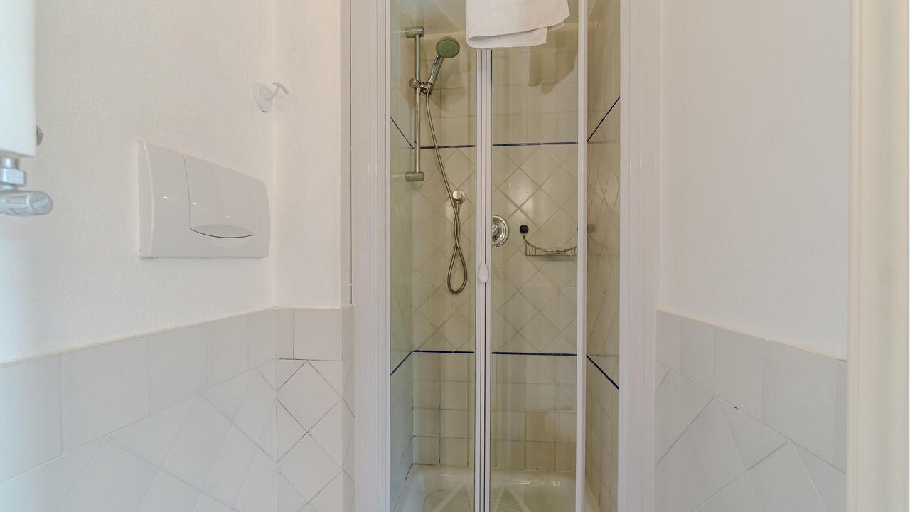 Photo of Bathroom in Recco