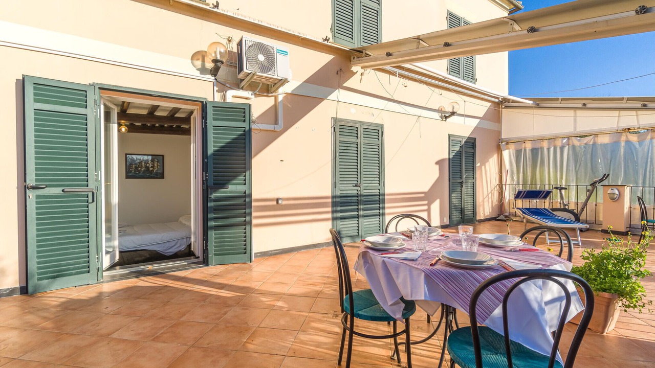 Photo of Others in Recco