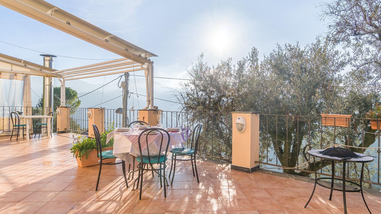 Photo of Others in Recco