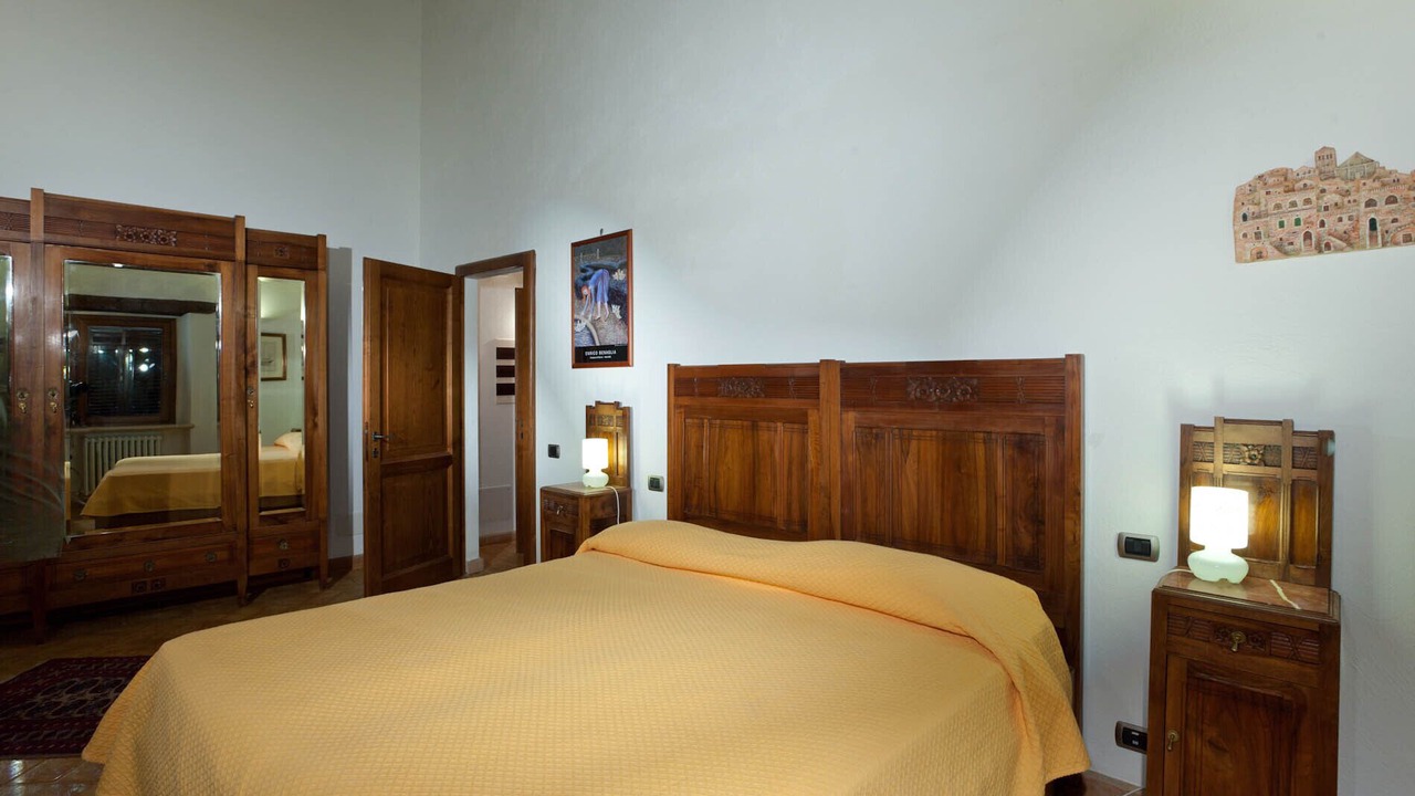 Photo of Bedroom in Todi