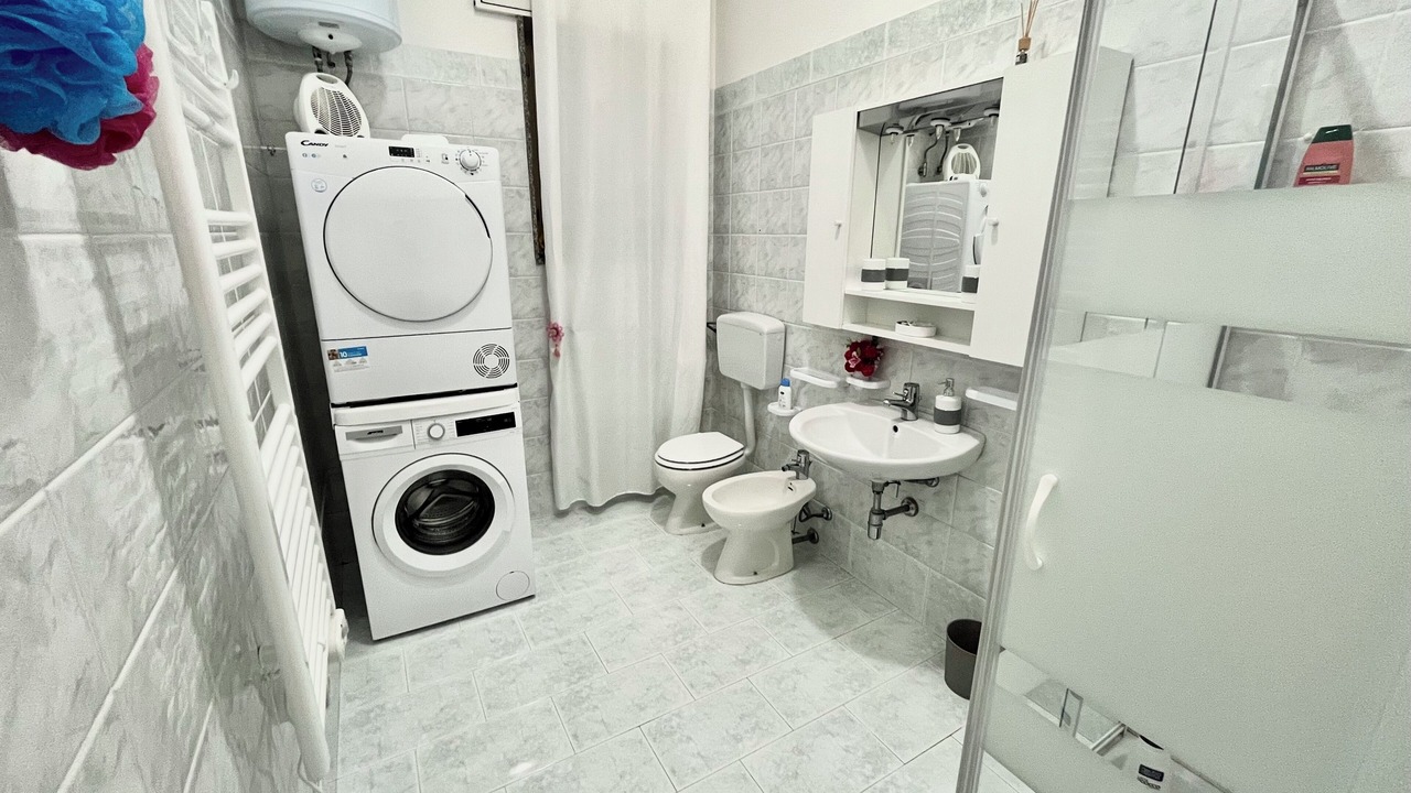 Photo of Bathroom in Carosino