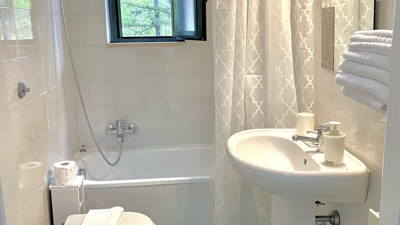 Photo of Bathroom in Piediluco
