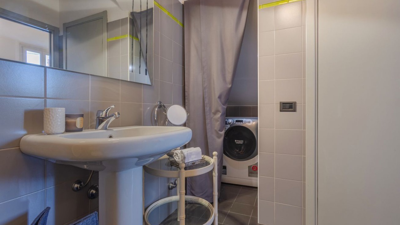 Photo of Bathroom in Ferrara Historic Centre