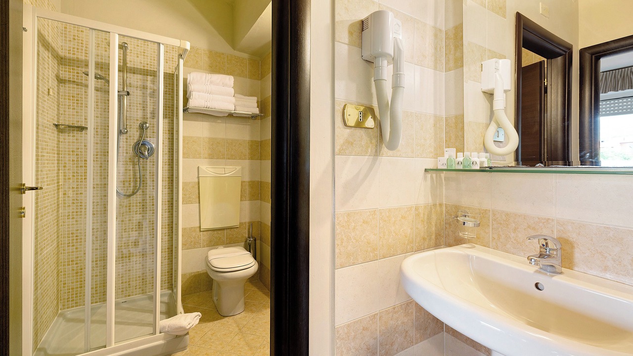 Photo of Bathroom in Loano
