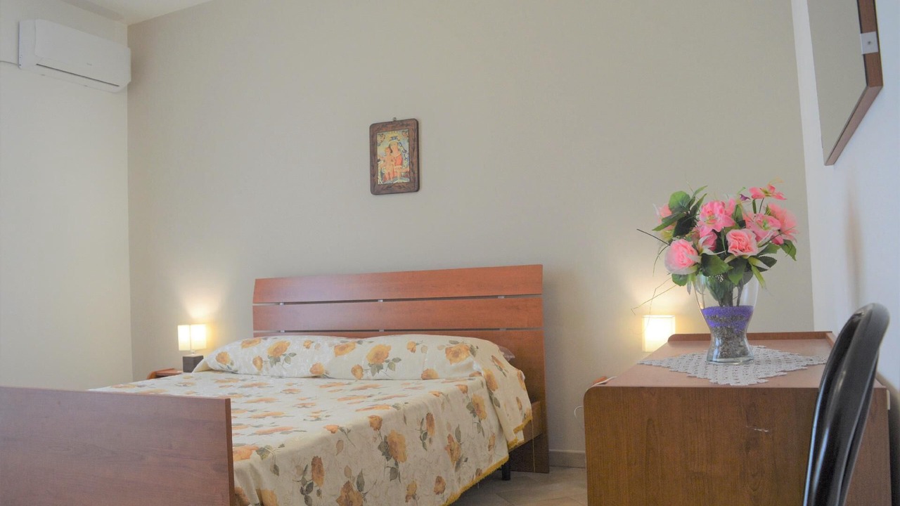 Photo of Bedroom in Fondachello