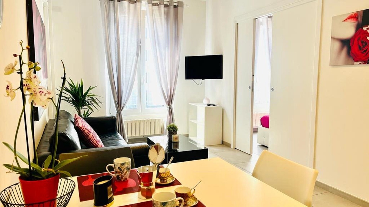 Photo of Livingroom in Intra