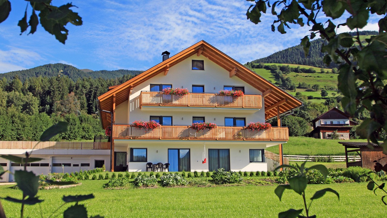 Photo of Outdoor in Issengo