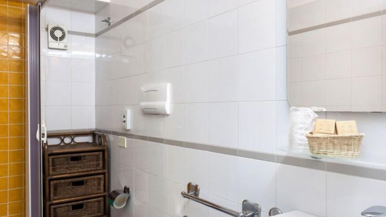 Photo of Bathroom in Sirenuse