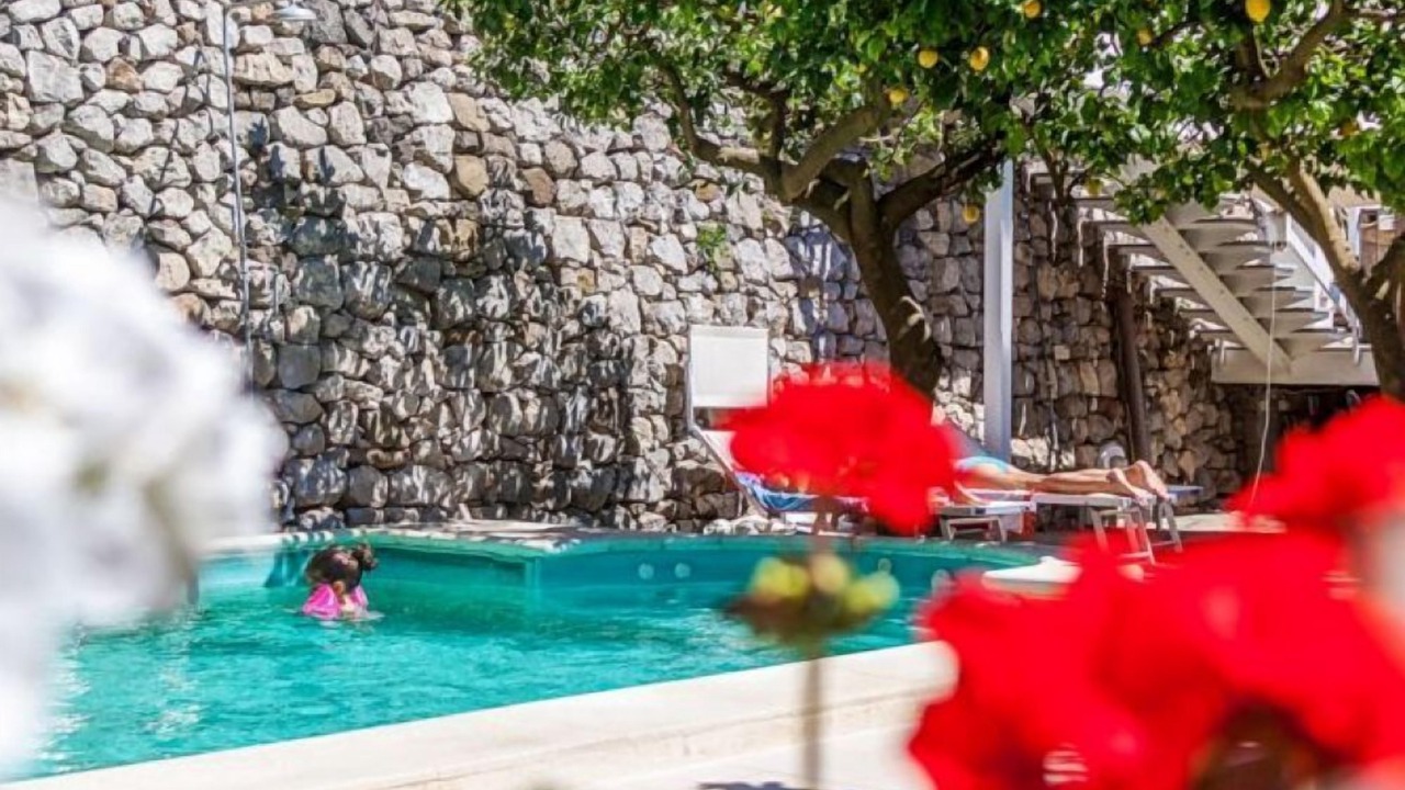 Photo of Outdoor in Sirenuse