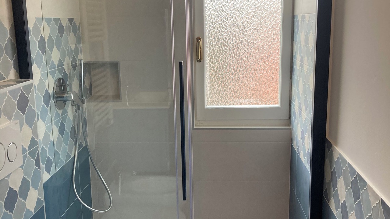 Photo of Bathroom in Loano