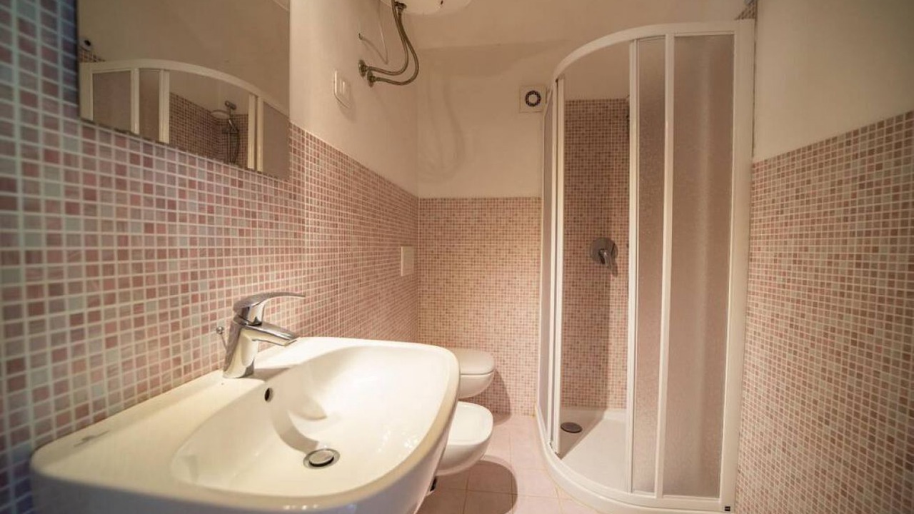 Photo of Bathroom in Mola