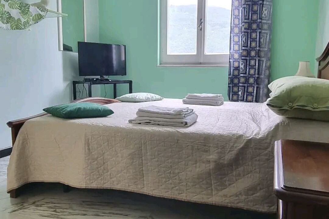 Photo of Bedroom in Borzonasca