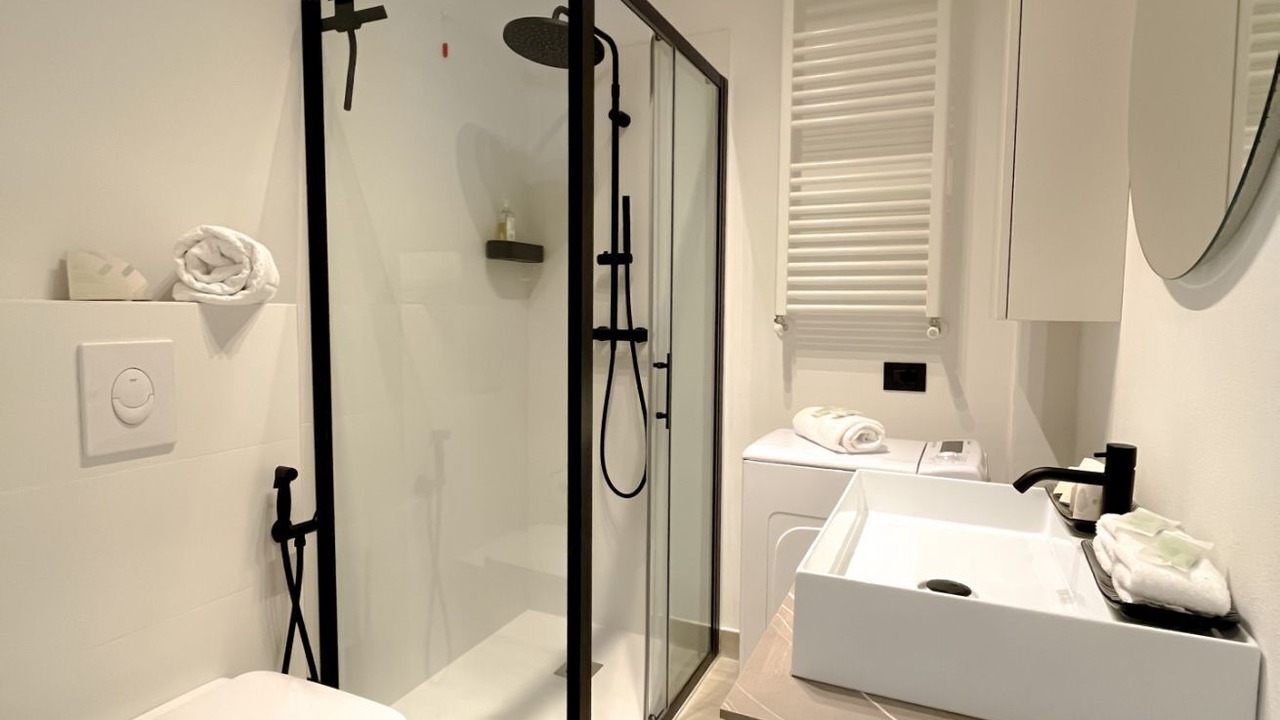 Photo of Bathroom in Assenza