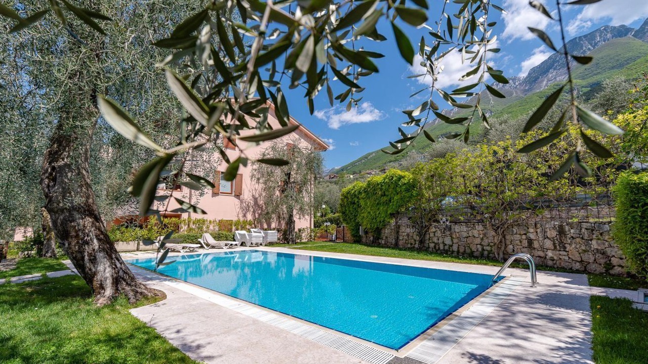 Photo of Outdoor in Assenza