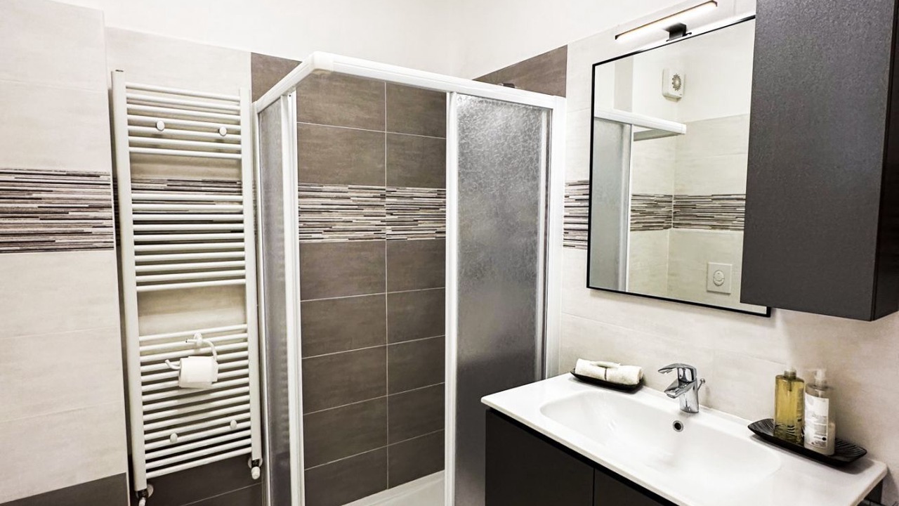 Photo of Bathroom in Assenza