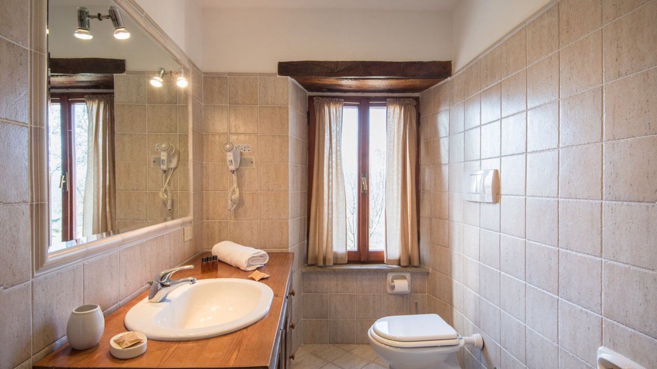 Photo of Bathroom in Doglio