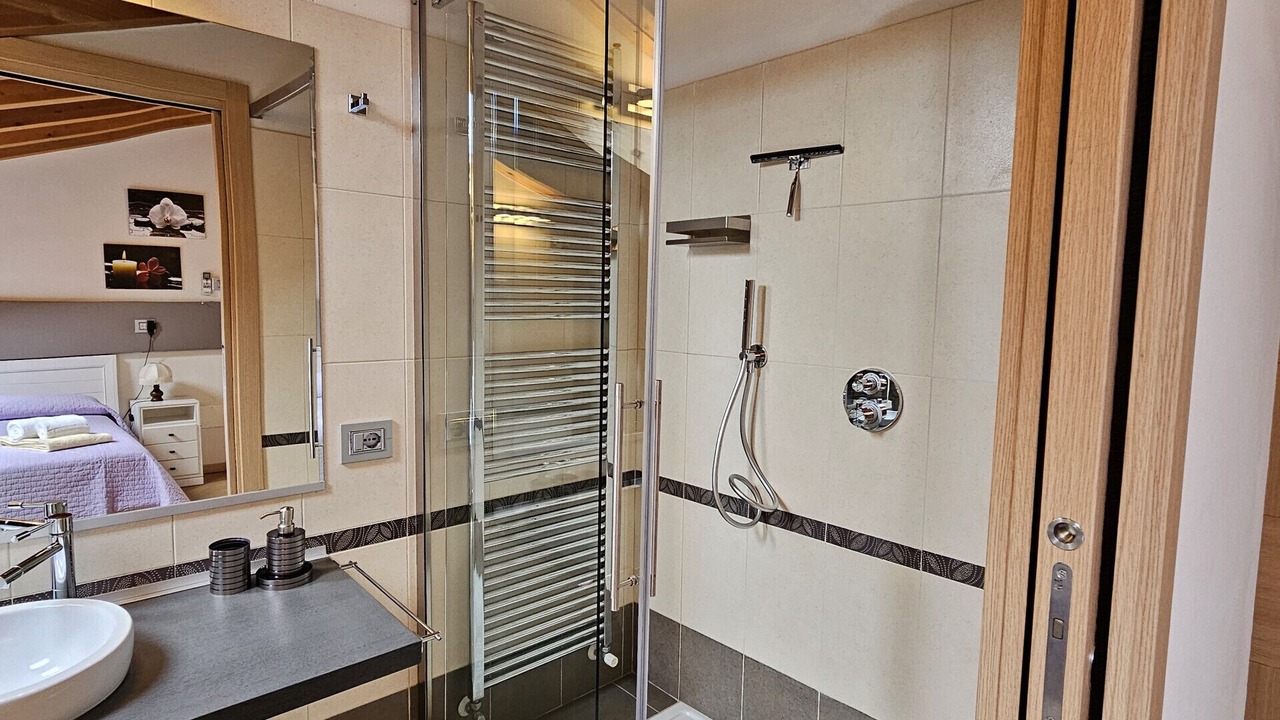 Photo of Bathroom in Montioni