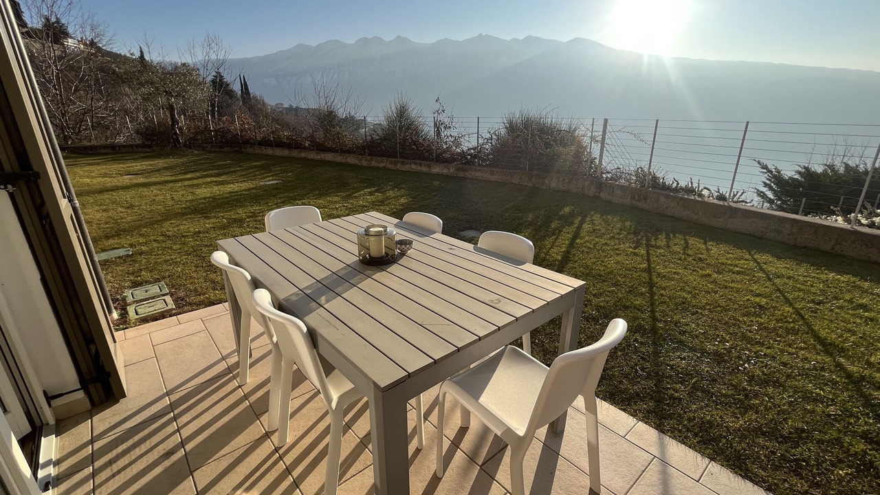 Photo of Outdoor in Aer