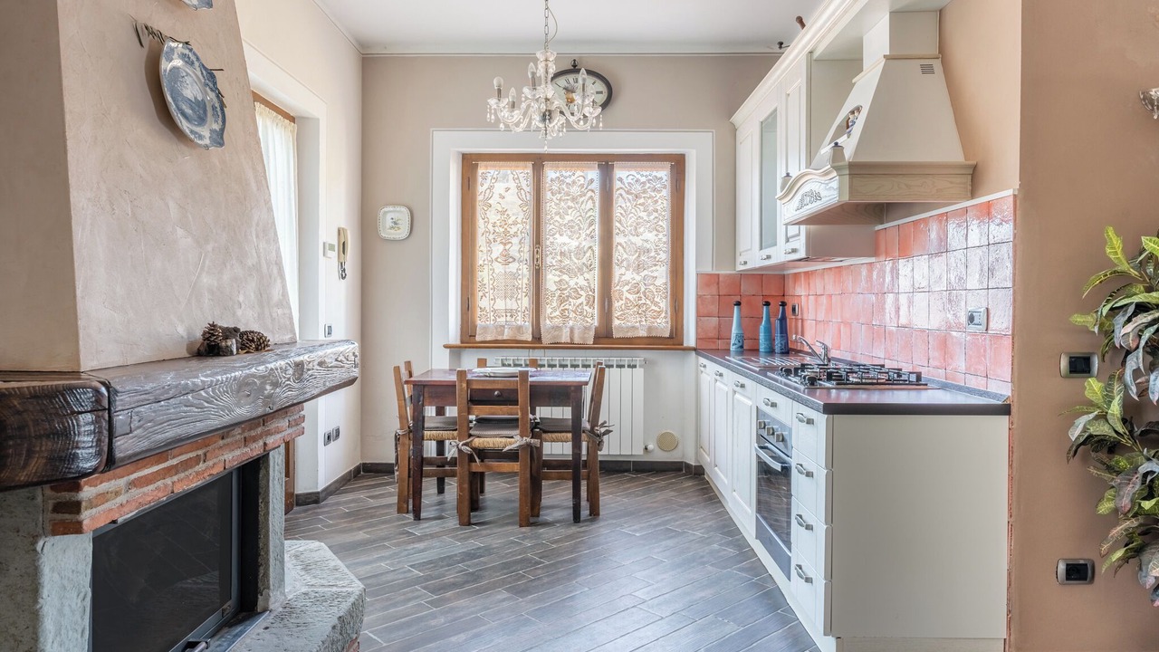 Photo of Kitchen in Molazzana