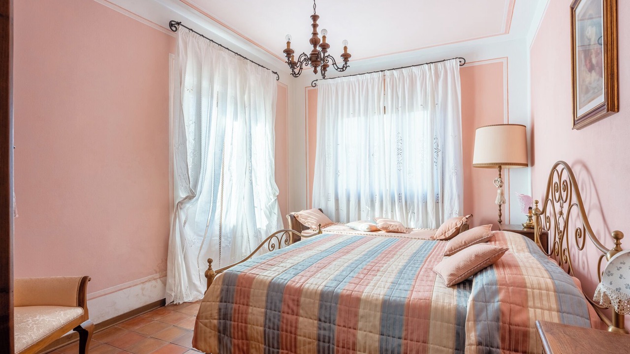 Photo of Bedroom in Molazzana