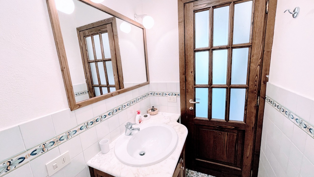 Photo of Bathroom in Strettura