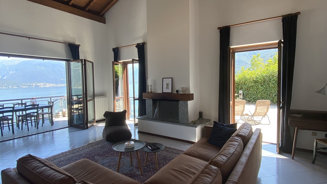 Photo of Livingroom in Maccagno con Pino e Veddasca