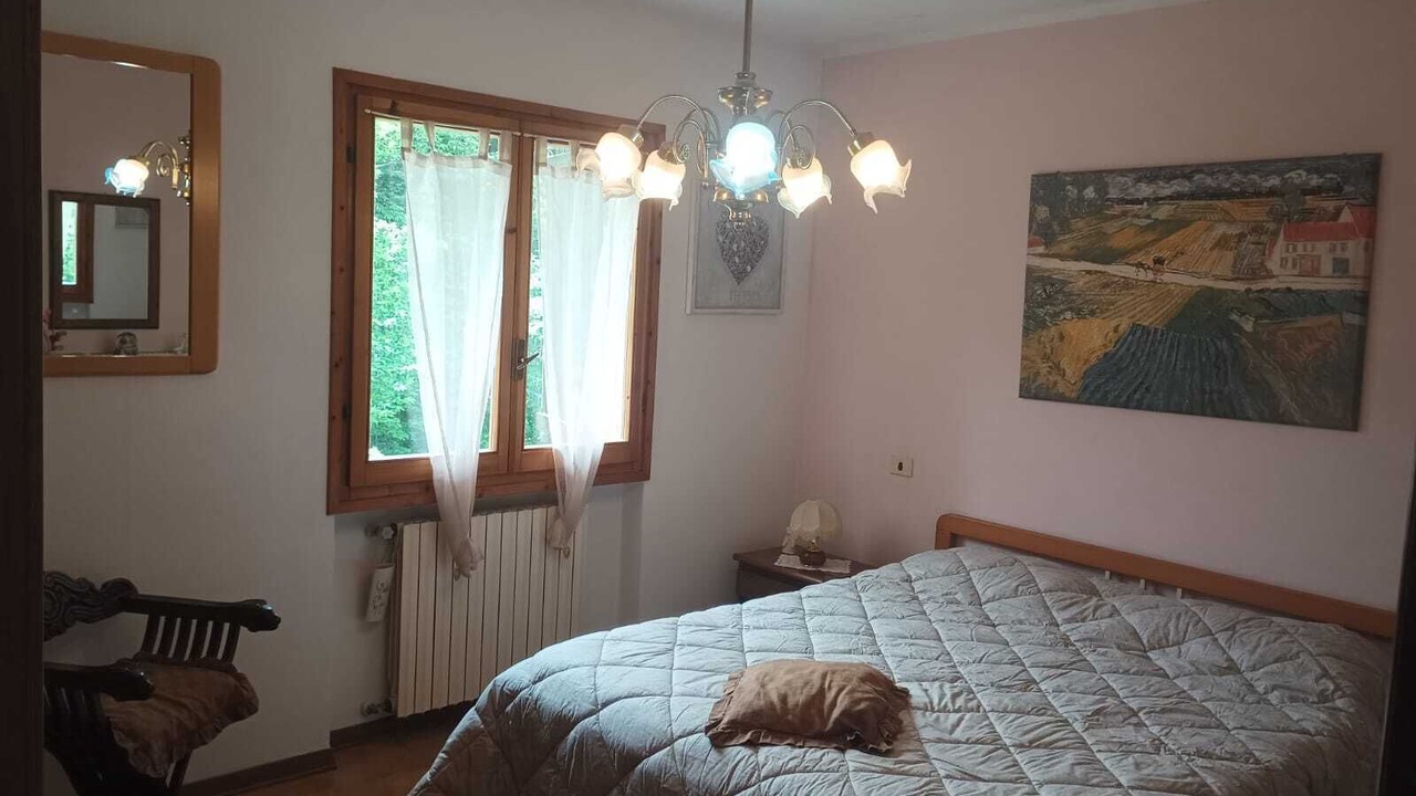 Photo of Bedroom in Careggine