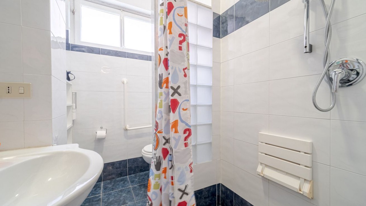 Photo of Bathroom in Cavi