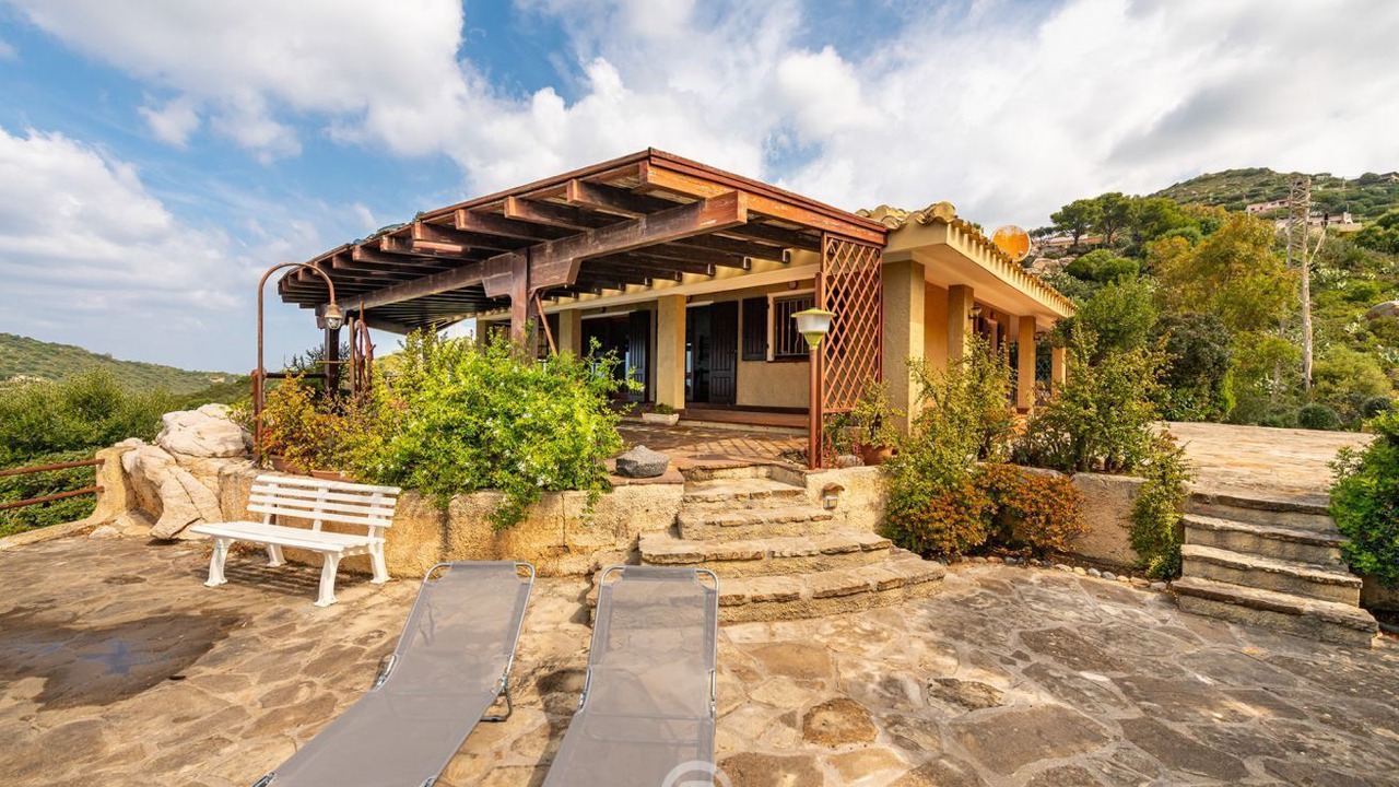 Photo of Outdoor in Geremeas