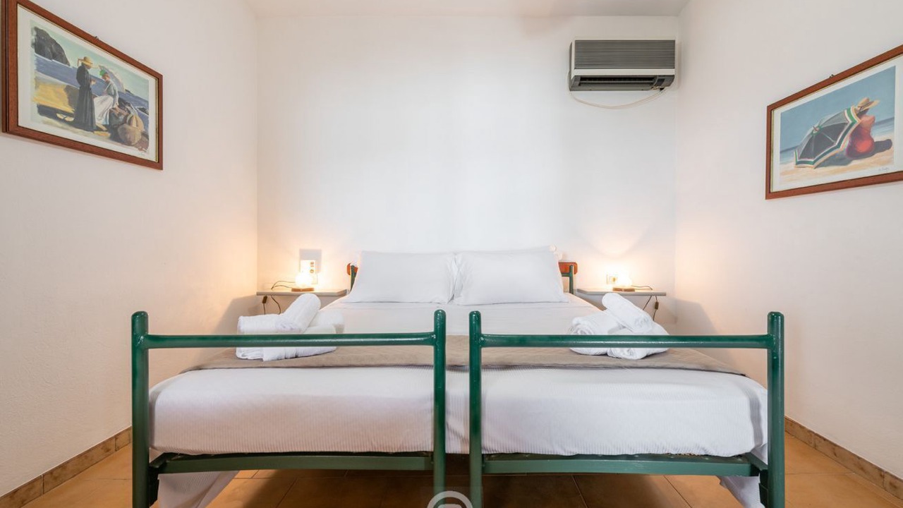 Photo of Bedroom in Geremeas