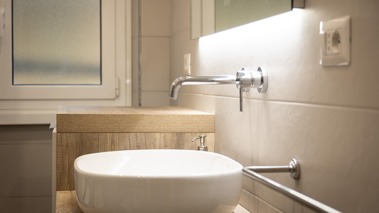 Photo of Bathroom in Universita