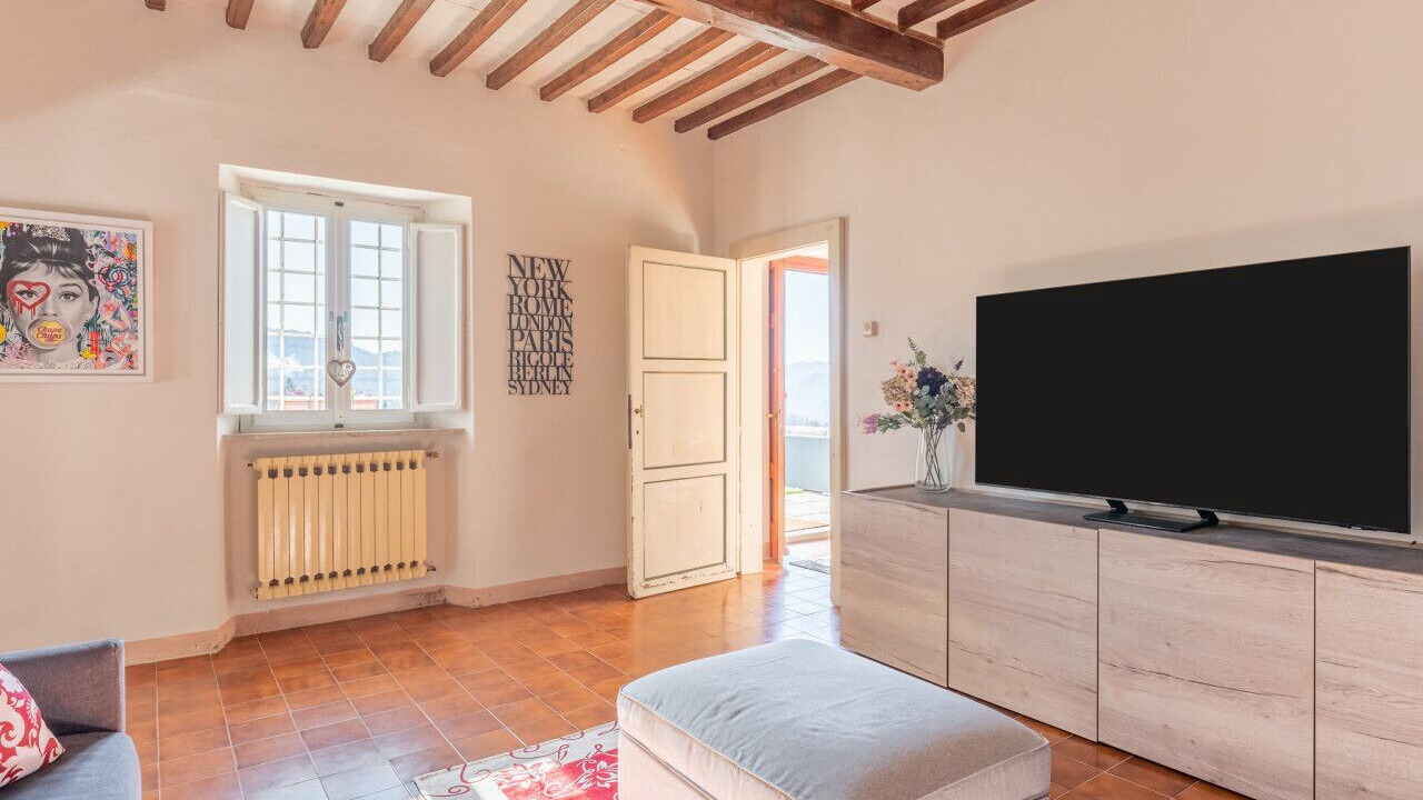 Photo of Livingroom in Mologno