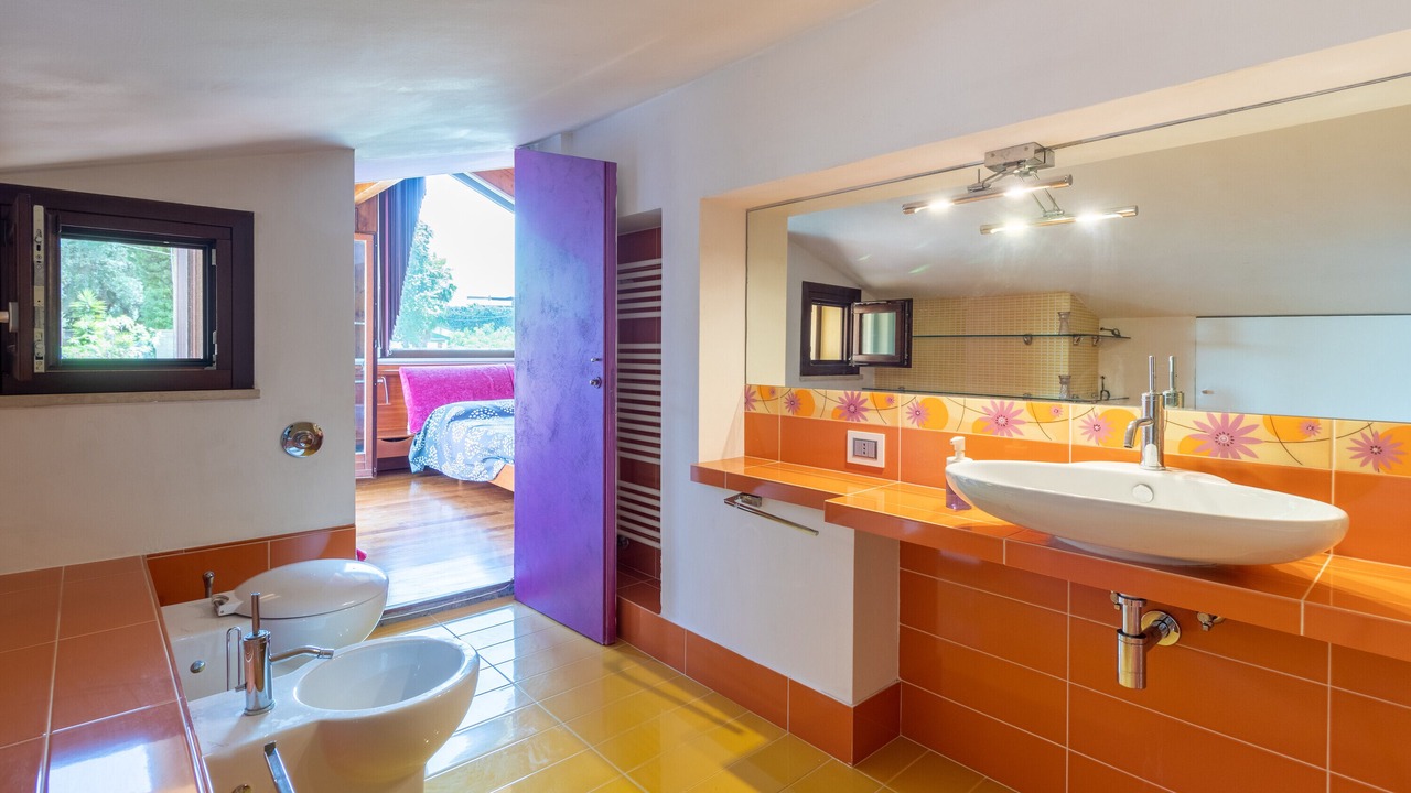 Photo of Bathroom in Caltagirone