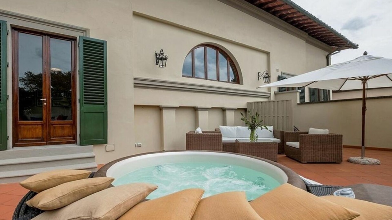Photo of Patio Balcony in Le Cure