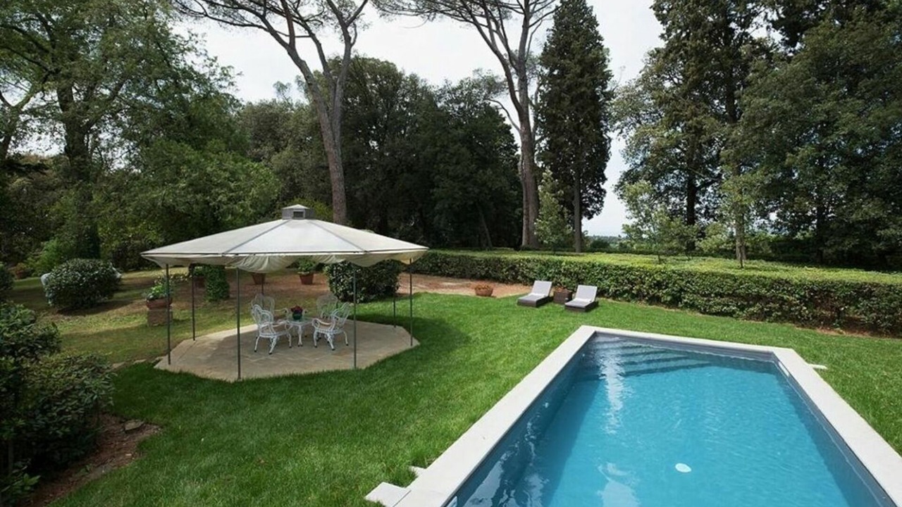 Photo of Patio Balcony in Le Cure
