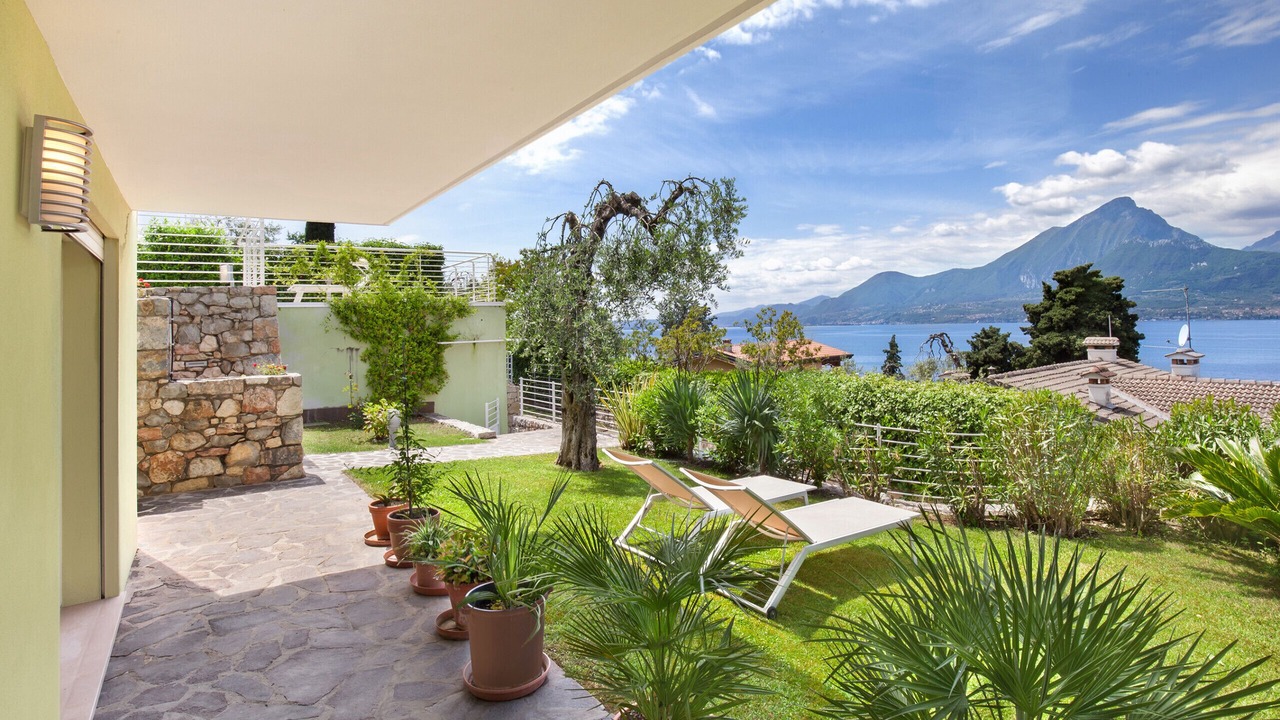 Photo of Patio Balcony in Torri del Benaco