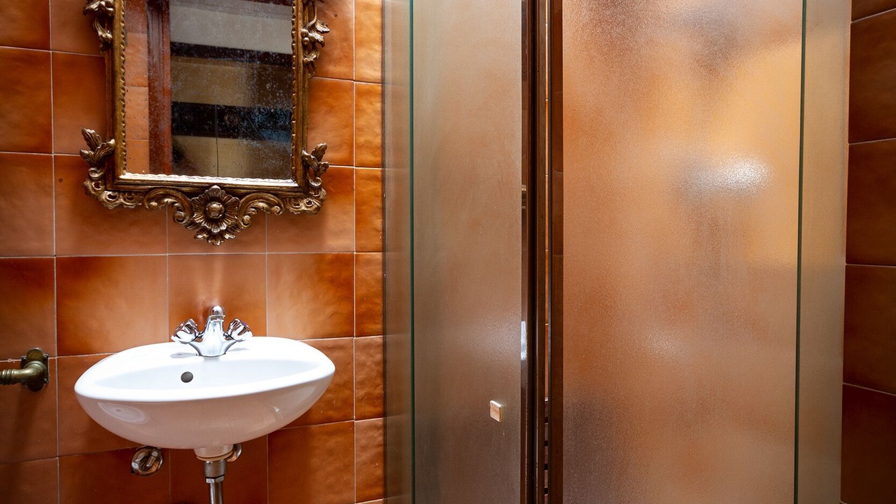 Photo of Bathroom in Old Town