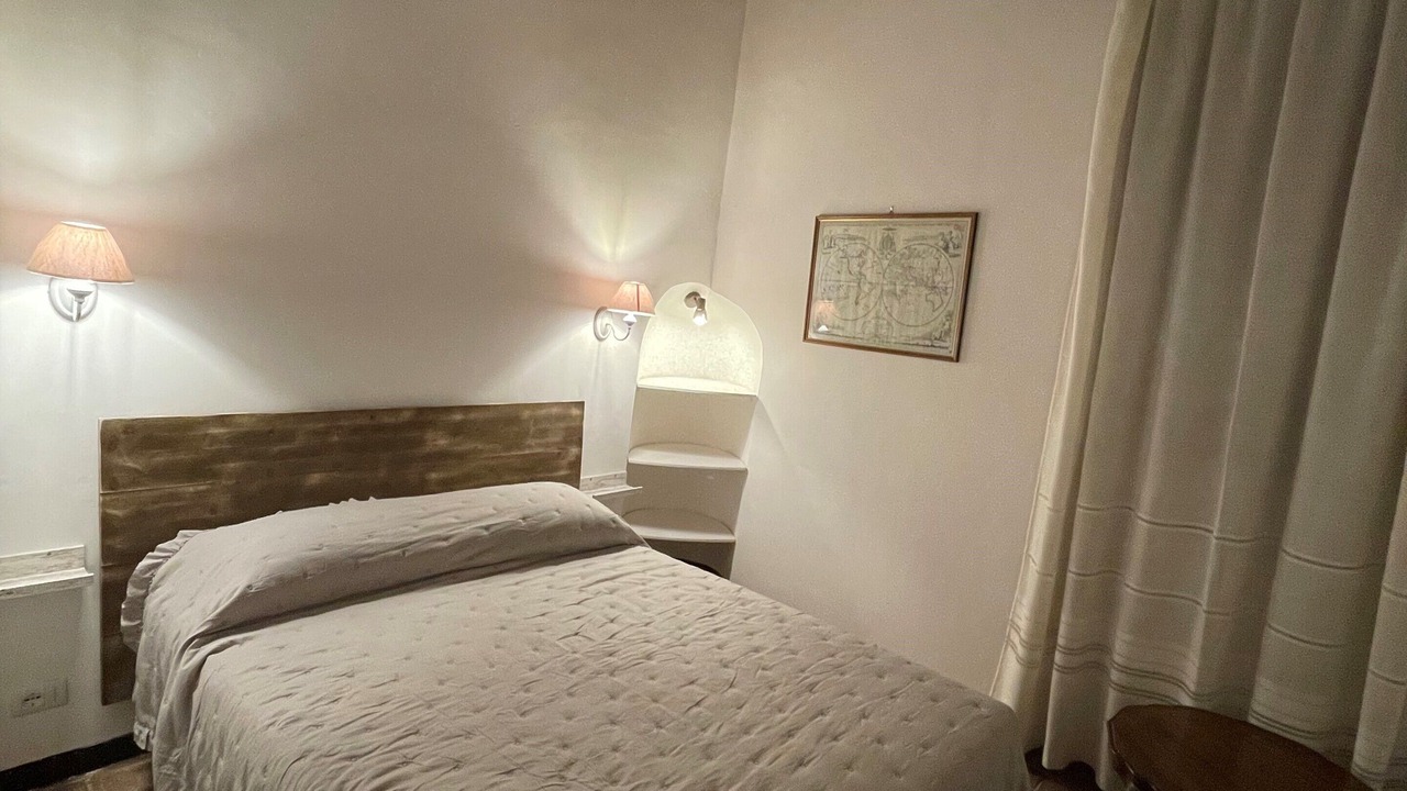 Photo of Bedroom in Capodimonte