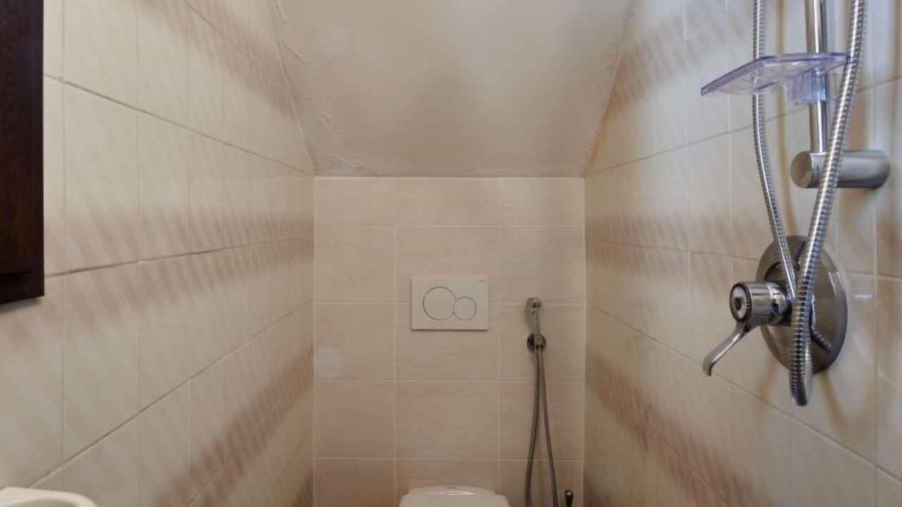 Photo of Bathroom in Dascio